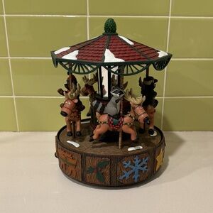 Mr. Christmas North Lodge Holiday Go Round Carousel